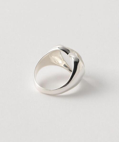Steven Alan(スティーブンアラン)の「<ANNIKA INEZ>HEART RING LARGE/リング(リング・レディース・シルバー・6)」の2枚目の写真
