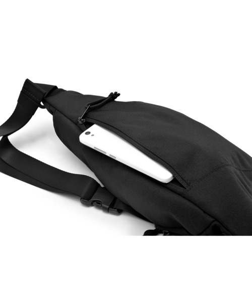 DEVICE（デバイス）の「Rename ミニロゴ ナイロン ウエストボディバッグ（ボディバッグ/ウエストポーチ・メンズ・ブラック・FREE）」の11枚目の写真