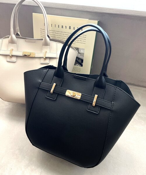 index（インデックス）の「◆ベルトデザインミドルトート【2WAY】（トートバッグ・レディース・ブラック/ライトベージュ・00）」の2枚目の写真