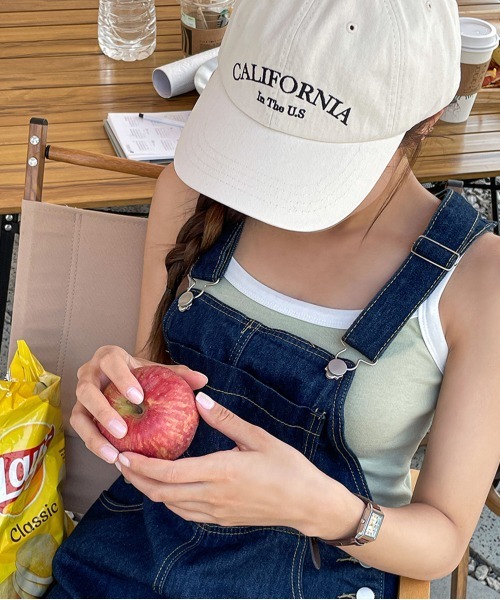 by muni:r（バイ ムニール）の「ユニセックスカリフォルニアコットンキャップ（キャップ・レディース・ホワイト/ブラック/グリーン/ダークブルー/ライトベージュ・ONE SIZE）」の15枚目の写真