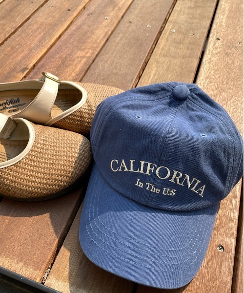 by muni:r（バイ ムニール）の「ユニセックスカリフォルニアコットンキャップ（キャップ・レディース・ホワイト/ブラック/グリーン/ダークブルー/ライトベージュ・ONE SIZE）」の18枚目の写真