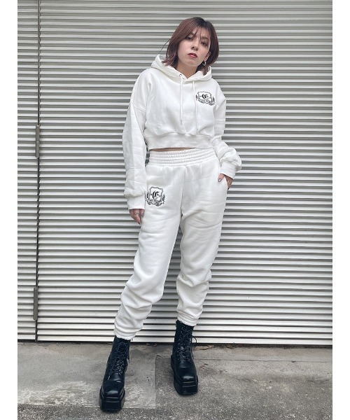 ENVYM（アンビー）の「エンブレムショートＰＯ（スウェット・レディース・ホワイト/ブラック・FREE）」の8枚目の写真