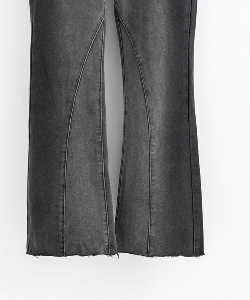 Ressaca(レサーカ)の「カットオフフレアデニムパンツ ブーツカット 美シルエット(デニムパンツ・メンズ・ブラック/ブルー・M/L/S/XL)」の22枚目の写真