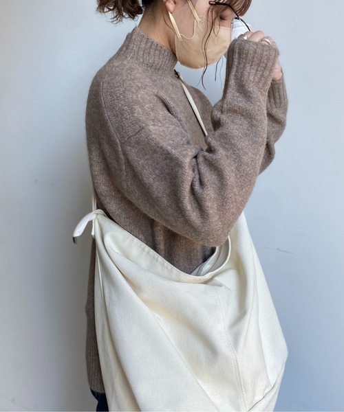 CPCM(シーピーシーエム)の「もちっとカラーハイネックニット(ニット/セーター・レディース・アイボリー/グリーン/ブルー/モカ/レッド・FREE)」の14枚目の写真