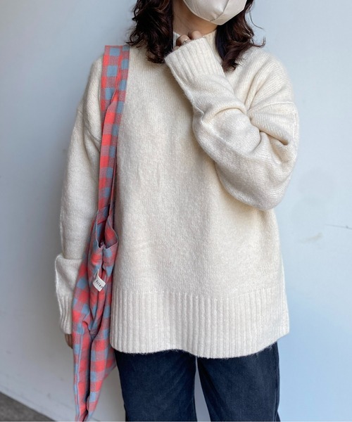 CPCM(シーピーシーエム)の「もちっとカラーハイネックニット(ニット/セーター・レディース・アイボリー/グリーン/ブルー/モカ/レッド・FREE)」の11枚目の写真