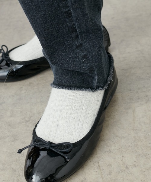 PUAL CE CIN（ピュアルセシン）の「ストレッチデニムスキニーパンツ（デニムパンツ・レディース・ブラック/ブルー・FREE）」の19枚目の写真