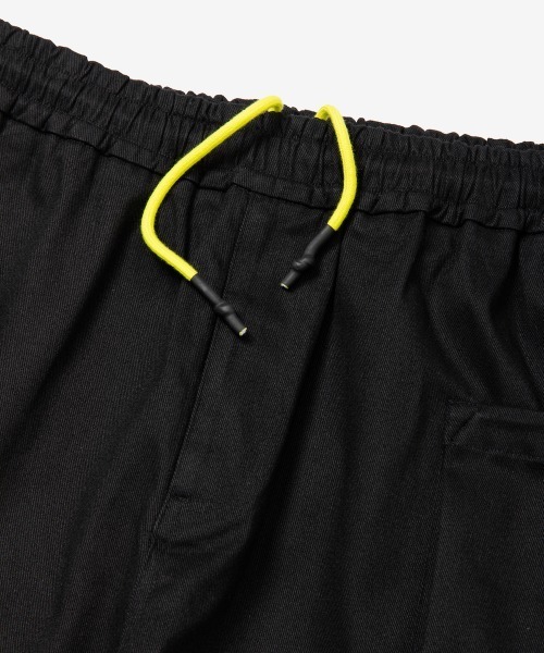 rehacer(レアセル)の「rehacer : Joint Easy Cargo Pants / ジョイント イージー カーゴパンツ(カーゴパンツ・メンズ・ブラック/アイボリー/グリーン/カーキ・SMALL/MEDIUM/LARGE)」の13枚目の写真
