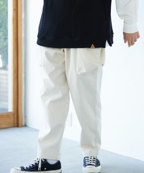 rehacer(レアセル)の「rehacer : Joint Easy Cargo Pants / ジョイント イージー カーゴパンツ(カーゴパンツ・メンズ・ブラック/アイボリー/グリーン/カーキ・SMALL/MEDIUM/LARGE)」の5枚目の写真