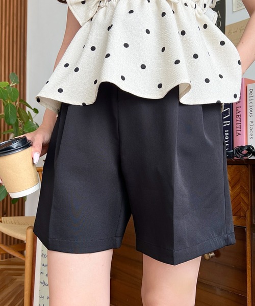 タグ付き！新品 センタープレスショートパンツ セール】タックセンタープレスショートパンツ（その他パンツ