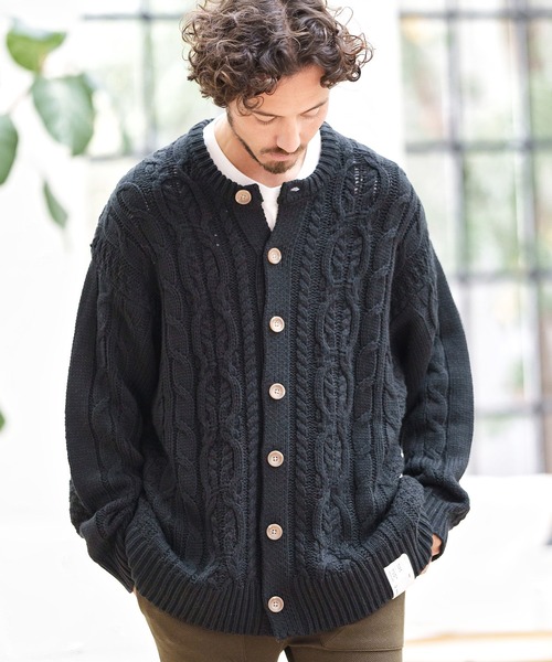 CAMBIO（カンビオ）の「mcg3158-Cable Knit Crew Neck Cardigan カーディガン（カーディガン/ボレロ・メンズ・アイボリー/グリーン/ブラック/ブルー・M/L）」の6枚目の写真