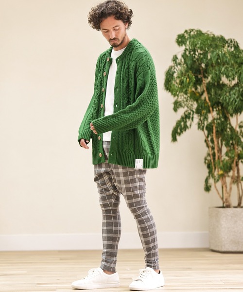 CAMBIO（カンビオ）の「mcg3158-Cable Knit Crew Neck Cardigan カーディガン（カーディガン/ボレロ・メンズ・アイボリー/グリーン/ブラック/ブルー・M/L）」の17枚目の写真