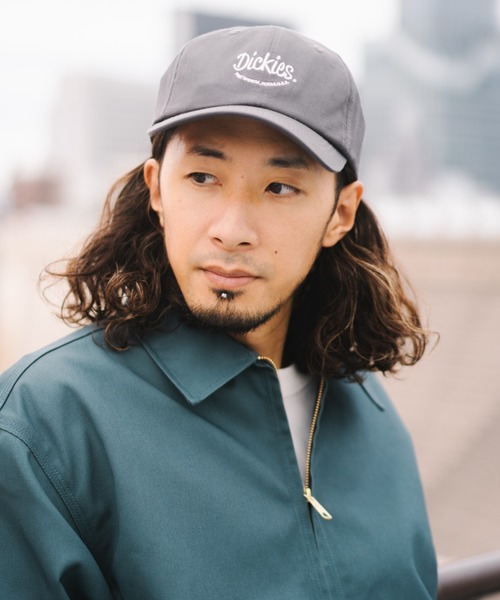 Dickies（ディッキーズ）の「【Dickies】ロゴ刺繍 LOWキャップ/ロゴ/アジャスタブル/ストラップバック/フリーサイズ/帽子/ディッキーズ（キャップ・メンズ・ブラック/ベージュ/ホワイト/レッド/ネイビー/チャコール・FREE）」の3枚目の写真