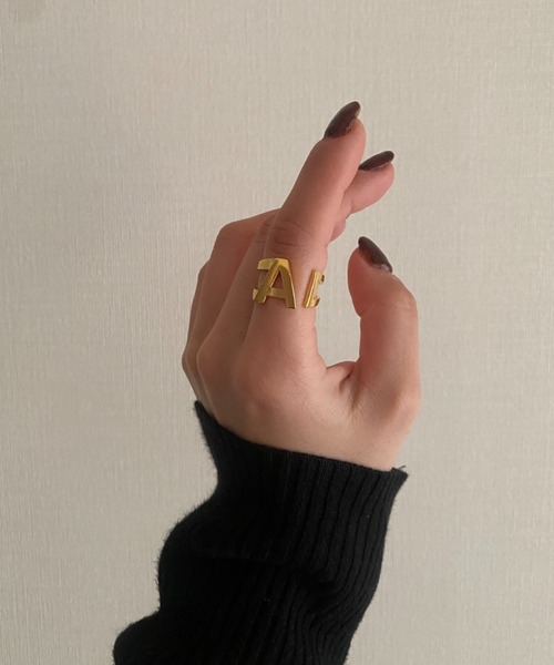 CIAOPANIC（チャオパニック）の「【Keyon/キーオン】mine / alphabet ring（リング・レディース・ゴールド/アンティークゴールド・FREE）」の11枚目の写真