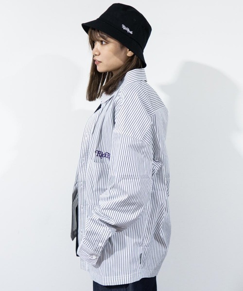 TopIsm（トップイズム）の「RIO.REVIB  ブロード長袖ピンストライプシャツ（シャツ/ブラウス・メンズ・ホワイト×ブルー/ブラック×ホワイト/ホワイト×ネイビー・M/XL/L）」の6枚目の写真