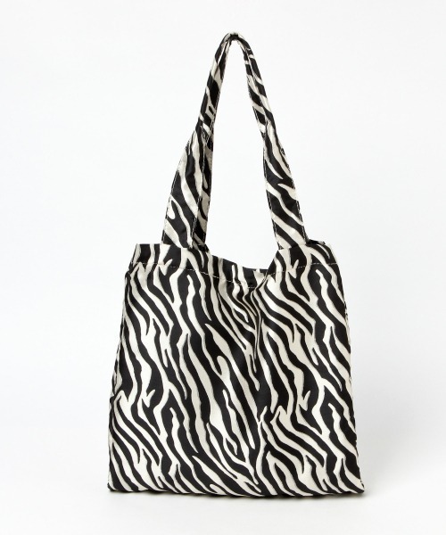 LOWRYS FARM（ローリーズファーム）の「３ＲＯＯＭトートバッグ２　185660（トートバッグ・レディース・アイボリー/ゼブラ・FREE）」の10枚目の写真