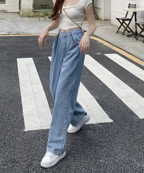 sevens(セブンズ)の「【sevens】タックベルトデニムパンツ(デニムパンツ・レディース・ホワイト/ピンク/ブラック/ブルー/ターコイズブルー・FREE)」の4枚目の写真