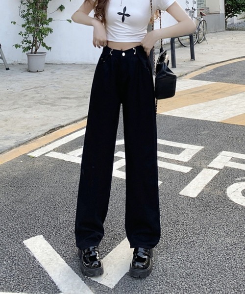 sevens(セブンズ)の「【sevens】タックベルトデニムパンツ(デニムパンツ・レディース・ホワイト/ピンク/ブラック/ブルー/ターコイズブルー・FREE)」の1枚目の写真