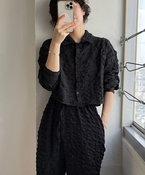 wee9s（ウィークス）の「（ぜひセットで着て欲しい）non non iron short shirt / アイロン不要なクロップドシャツ（シャツ/ブラウス・レディース・ホワイト/スカイブルー/ブラック/ピンク・FREE）」の7枚目の写真