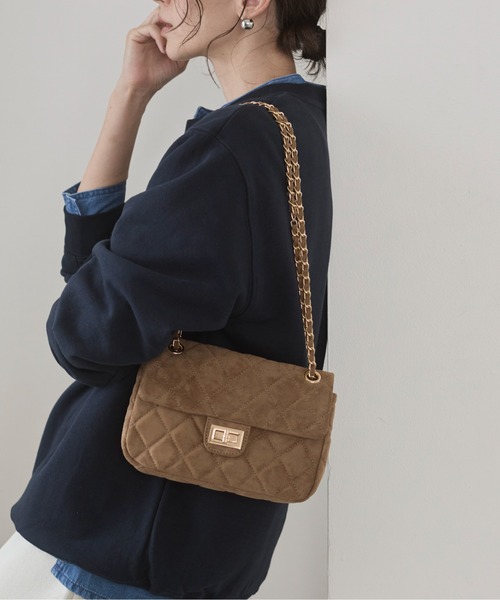 CHANEL バーガンディ キルティング ショルダーバッグ ヴィンテージ・中古】シャネル CHANEL サテンキルティング