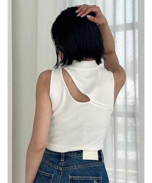 GYDA(ジェイダ)の「デコルテオープンノースリニットトップス(ニット/セーター・レディース・ブラック/オフホワイト/オレンジ・FREE)」の6枚目の写真