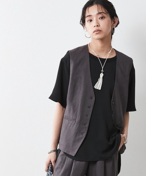 CHIC STYLE（シックスタイル）の「＜大きいサイズ＞リブ衿ブラウス シックスタイル（シャツ/ブラウス・レディース・アイボリー/ブラック・4L/5L/3L/L/LL）」の18枚目の写真