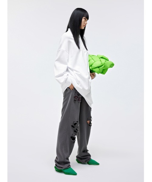 JNBY（ジェーエヌビーワイ）の「Oversized Polo-collar Cotton-jersey Dress（ワンピース・レディース・ホワイト/ブラック/グリーン・38/40）」の8枚目の写真