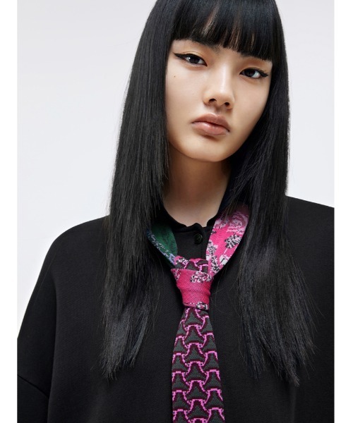 JNBY（ジェーエヌビーワイ）の「Oversized Polo-collar Cotton-jersey Dress（ワンピース・レディース・ホワイト/ブラック/グリーン・38/40）」の12枚目の写真