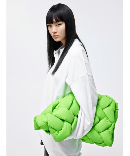 JNBY（ジェーエヌビーワイ）の「Oversized Polo-collar Cotton-jersey Dress（ワンピース・レディース・ホワイト/ブラック/グリーン・38/40）」の4枚目の写真