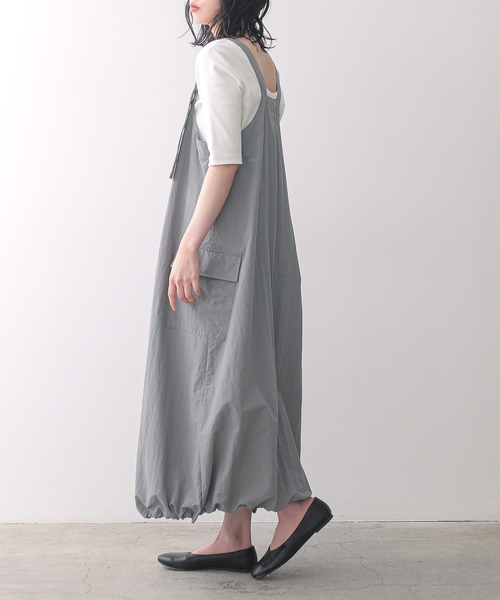 for/c（フォーシー）の「はっ水裾ドロストナイロンジャンスカ【リサイクル】（ワンピース・レディース・ブラック/グリーン/ライトベージュ/ベージュ/グレー・M/L）」の3枚目の写真