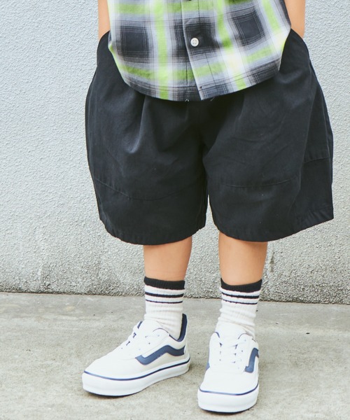 PAIRMANON STREET(ペアマノンストリート)の「【PAIRMANON STREET】バルーンシルエットツイルショートパンツ(その他パンツ・キッズ・ベージュ/イエロー/ブラック/グリーン・130/110/90/140/120/150/100)」の2枚目の写真