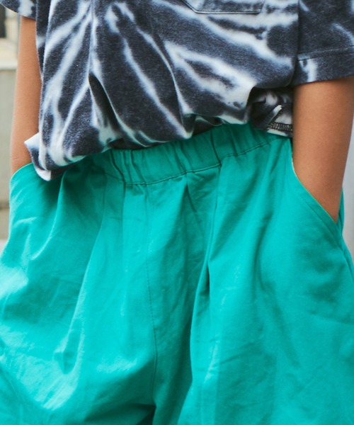 PAIRMANON STREET(ペアマノンストリート)の「【PAIRMANON STREET】バルーンシルエットツイルショートパンツ(その他パンツ・キッズ・ベージュ/イエロー/ブラック/グリーン・130/110/90/140/120/150/100)」の9枚目の写真