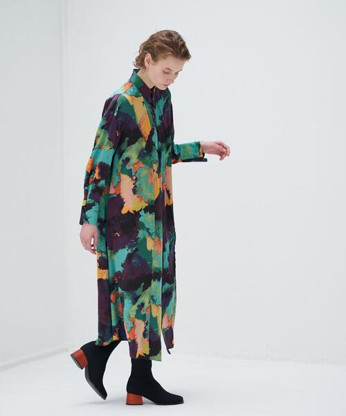 LANVIN en Bleu(ランバンオンブルー)の「アートプリントシャツワンピース(シャツワンピース・レディース・ブルー/パープル系その他・38/36)」の5枚目の写真