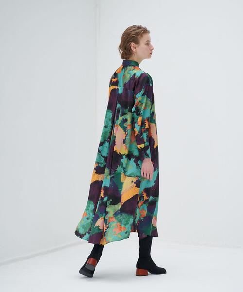 LANVIN en Bleu(ランバンオンブルー)の「アートプリントシャツワンピース(シャツワンピース・レディース・ブルー/パープル系その他・38/36)」の6枚目の写真