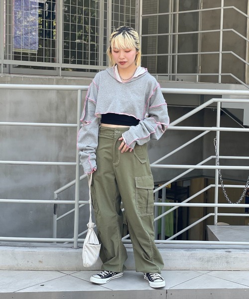 HELLO.SANFRANCISCO(ハローサンフランシスコ)の「【HELLO.SANFRANCISCO/ハローサンフランシスコ】配色メローカットアウトフーディー(パーカー・レディース・グレー/アイボリー/ピンク・FREE)」の22枚目の写真
