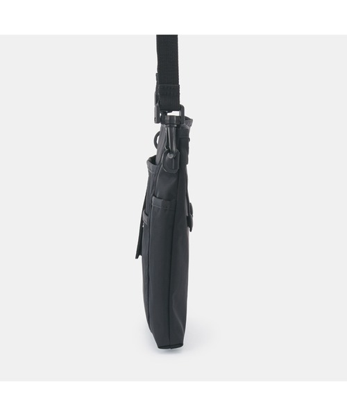 無印良品（ムジルシリョウヒン）の「ペン差し付き　撥水ショルダーバッグ（ショルダーバッグ・レディース・ブラック・FREE）」の5枚目の写真