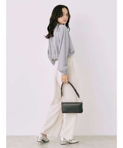 earth music&ecology（アースミュージックアンドエコロジー）の「2WAYフリルブラウス（シャツ/ブラウス・レディース・アイボリー/ネイビー/ピンク/サックスブルー/ドット・FREE）」の20枚目の写真