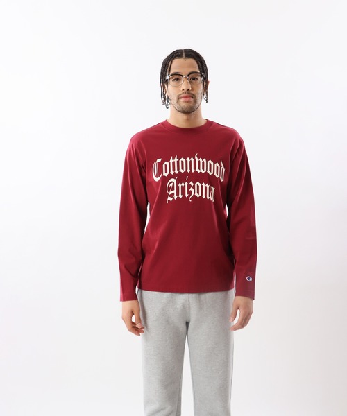 Champion(チャンピオン)の「【Champion/チャンピオン】メンズ ベーシック ロングスリーブTシャツ(Tシャツ/カットソー・メンズ・その他10/ブラック/ホワイト×パープル/グレー系その他2/ベージュ系その他3/ホワイト×ネイビー/ネイビー/バーガンディー・LARGE/SMALL/X-LARGE/MEDIUM)」の7枚目の写真