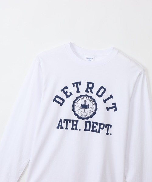 Champion(チャンピオン)の「【Champion/チャンピオン】メンズ ベーシック ロングスリーブTシャツ(Tシャツ/カットソー・メンズ・その他10/ブラック/ホワイト×パープル/グレー系その他2/ベージュ系その他3/ホワイト×ネイビー/ネイビー/バーガンディー・LARGE/SMALL/X-LARGE/MEDIUM)」の10枚目の写真