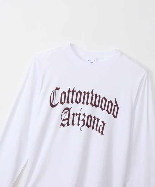 Champion(チャンピオン)の「【Champion/チャンピオン】メンズ ベーシック ロングスリーブTシャツ(Tシャツ/カットソー・メンズ・その他10/ブラック/ホワイト×パープル/グレー系その他2/ベージュ系その他3/ホワイト×ネイビー/ネイビー/バーガンディー・LARGE/SMALL/X-LARGE/MEDIUM)」の13枚目の写真