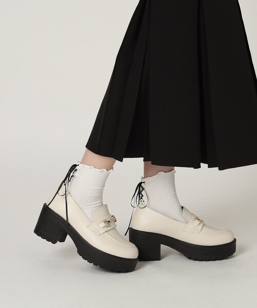 cs T&P(シーエスティーアンドピー)の「ビット付きローファー(パンプス・レディース・ブラック系1/ブラック/アイボリー・L/S/XL/M/LL)」の11枚目の写真