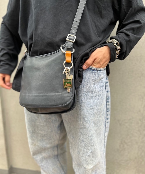 Hawk Company（ホークカンパニー）の「【Hawk Company】本革アンティークキーホルダー カラビナ 車 キーリング（ニッケルフリー） 6274（キーホルダー・メンズ・ブラック/イエロー/ブラウン/レッド/シルバー・FREE）」の14枚目の写真