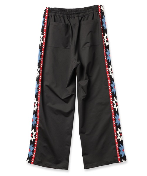 DISCOVERED（ディスカバード）の「CROCHET LINE TRACK PANTS