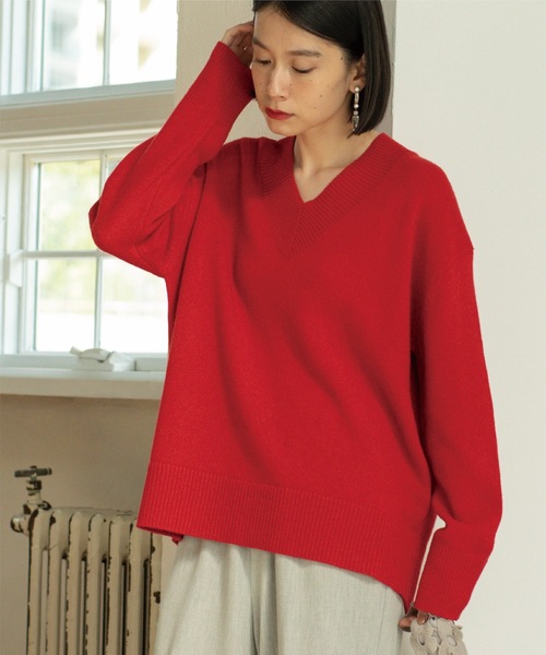 OPAQUE.CLIP（オペークドットクリップ）の「◆ワイドVネックニット ≪Filivivi/フィルビビ≫【洗える】（ニット/セーター・レディース・レッド系1/ライトブルー/グレー/ホワイト系・42/38/36/40）」の4枚目の写真