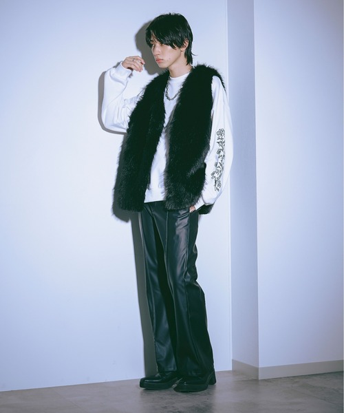 Ellno Loset（エルノロゼット）の「袖刺繍ヘビーウェイトスウェット（スウェット・メンズ・オフホワイト/ブラック・MEDIUM/SMALL/LARGE）」の20枚目の写真