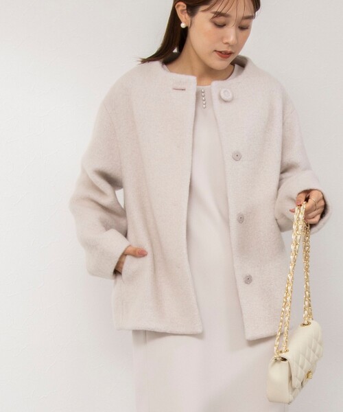 NOLLEY’S（ノーリーズ）の「シャギーショートコート（その他アウター・レディース・ベージュ/サックスブルー・38/36）」の5枚目の写真