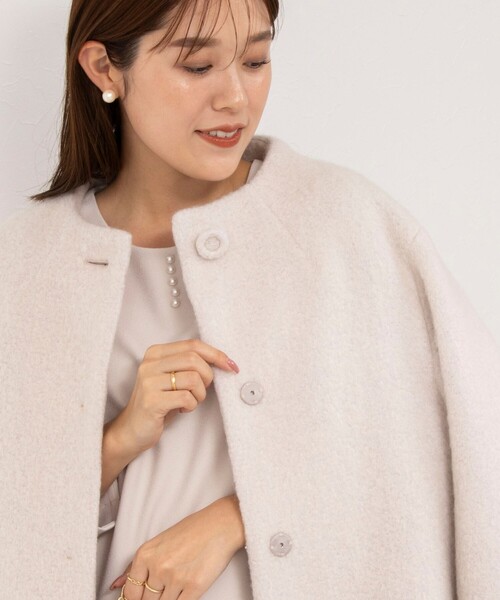 NOLLEY’S（ノーリーズ）の「シャギーショートコート（その他アウター・レディース・ベージュ/サックスブルー・38/36）」の10枚目の写真