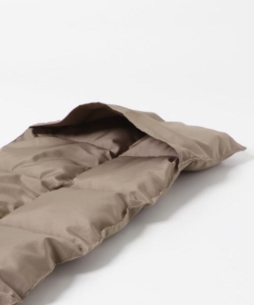 PENNEYS（ぺニーズ）の「『別注』PENNEYS×DOORS　THE FOX ファイバーダウンマフラー（マフラー・メンズ・ブラック/モカ/グレー/ブルー・-）」の13枚目の写真