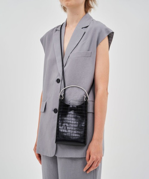 ADD CULUMN(アドカラム)の「【ADD CULUMN】ARCHI - THIN CROCO S クロコミニショルダーバッグ スマホショルダー A24S07B291(ショルダーバッグ・レディース・ブラック/アイボリー・FREE)」の3枚目の写真
