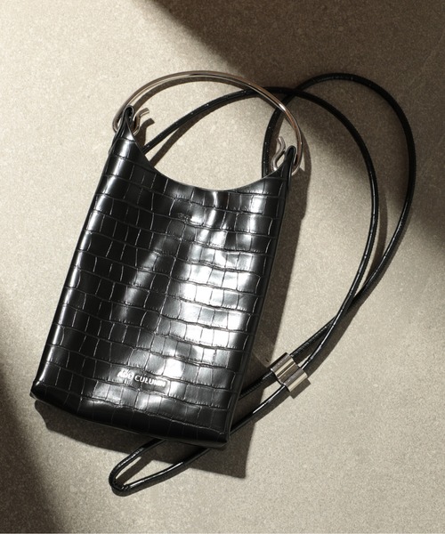 ADD CULUMN(アドカラム)の「【ADD CULUMN】ARCHI - THIN CROCO S クロコミニショルダーバッグ スマホショルダー A24S07B291(ショルダーバッグ・レディース・ブラック/アイボリー・FREE)」の16枚目の写真
