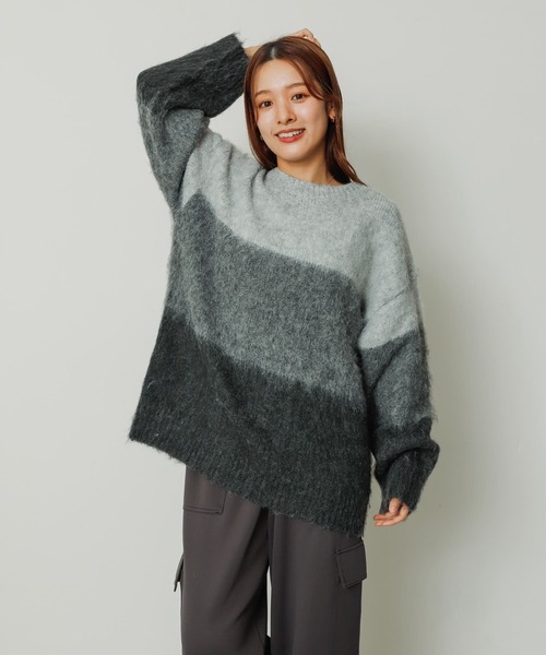SENSE OF PLACE by URBAN RESEARCH（センスオブプレイスバイアーバンリサーチ）の「グラデーションボーダーセーター（ニット/セーター・レディース・レッド系その他/ブルー系その他/グレー系その他・ONE）」の11枚目の写真